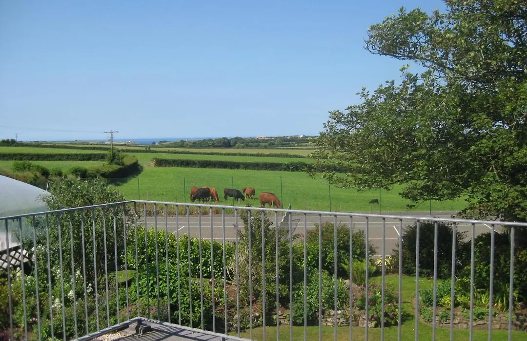 Tregaddra Farm B&B-1